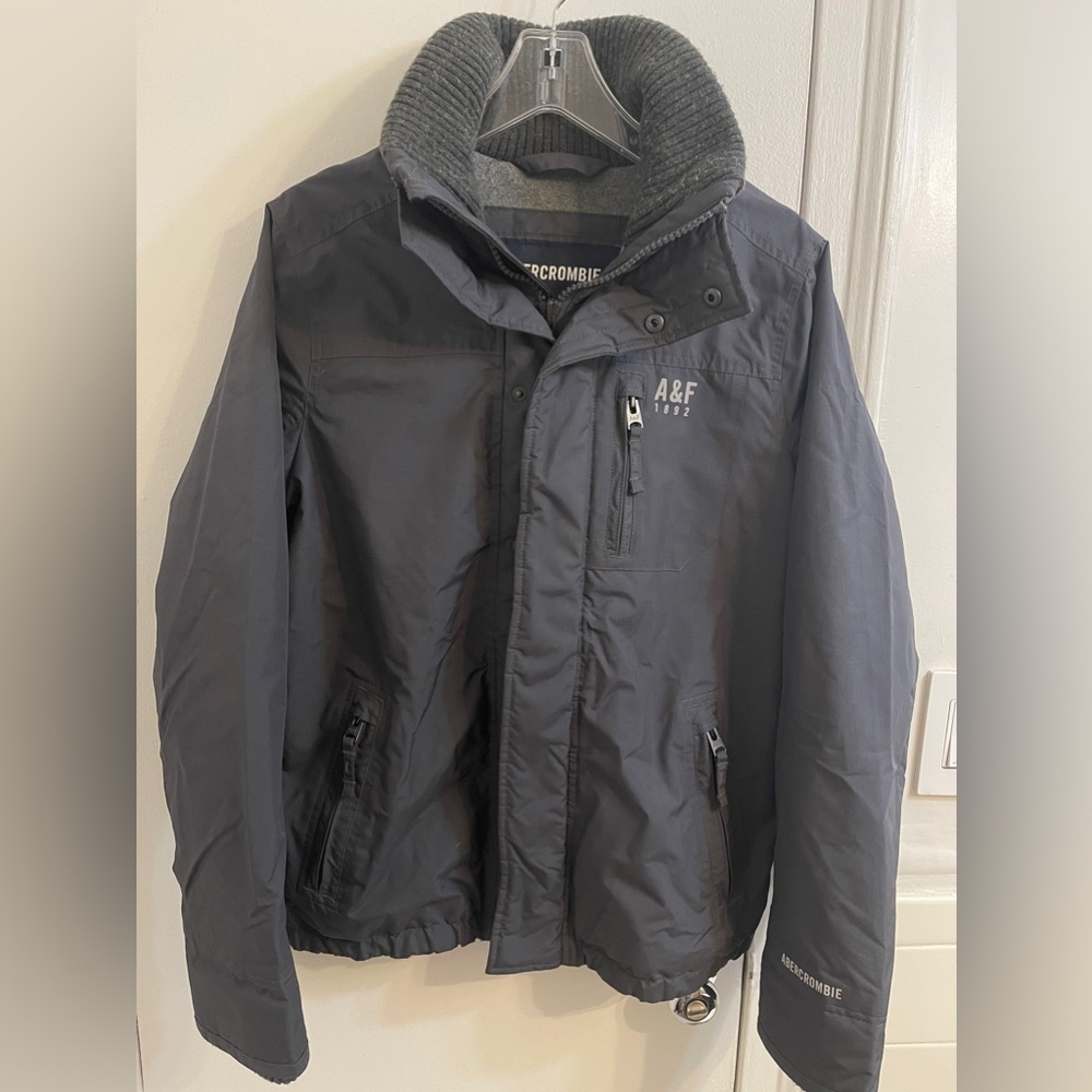 Abercrombie & Fitch Jacket Men's Size M The A&F All Season Weather Warrior Gray